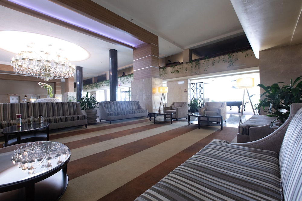 sherry frontenac oceanfront hotel
