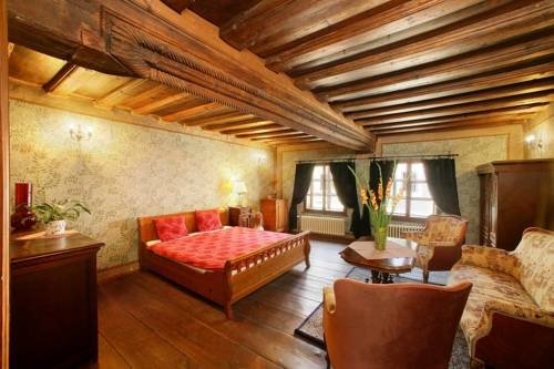 pension alt straninger