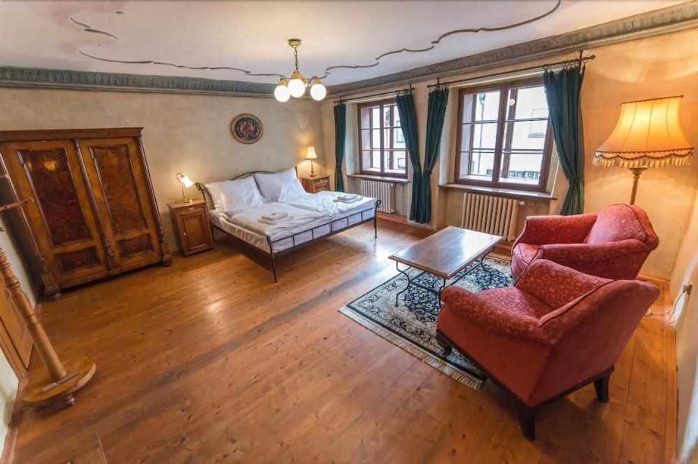 pension alt straninger