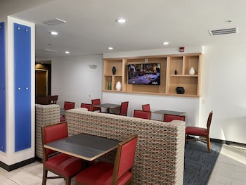 Holiday Inn Express Hotel & Suites Logansport By Ihg,Kokomo>>Indiana,3 star