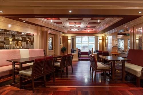 ceann sibeal hotel