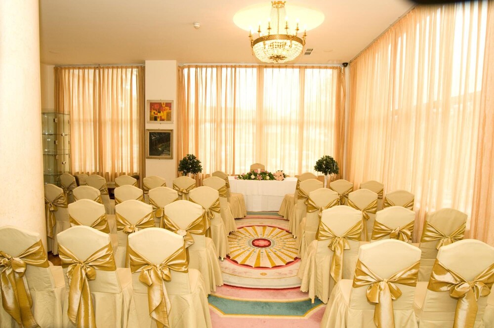 lord bagenal inn
