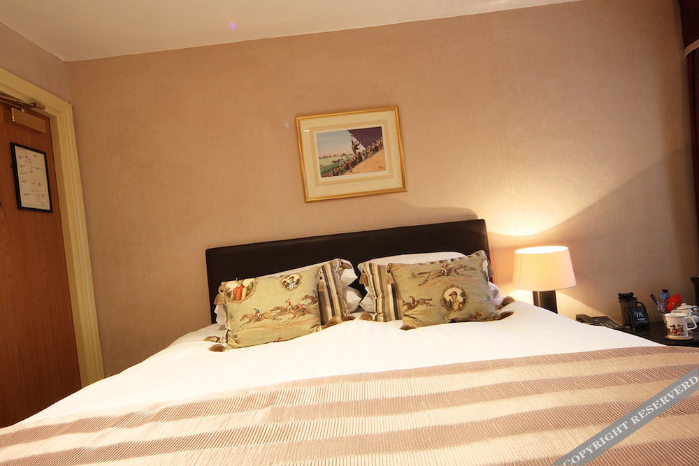 The Wensleydale Heifer,Leyburn>>Aysgarth,5 star