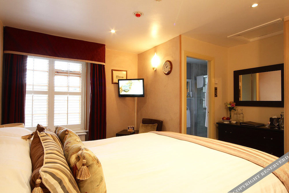 The Wensleydale Heifer,Leyburn>>Aysgarth,5 star