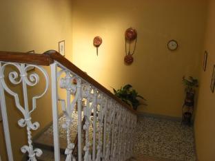 hotel modena old town