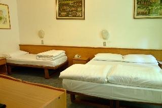 hotel modena old town