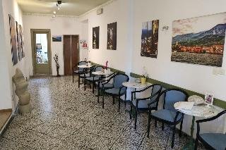 hotel modena old town