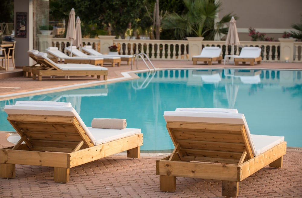 notos heights hotel and suites