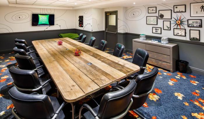 ibis styles manchester portland hotel