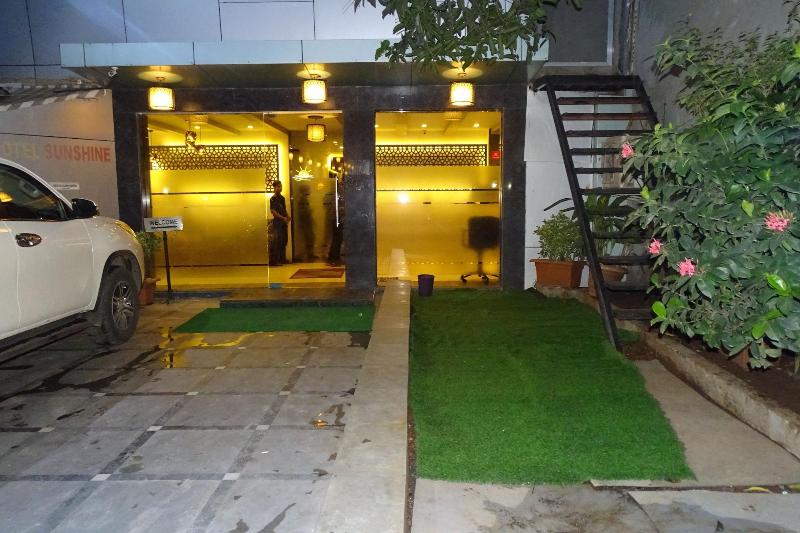 Hotel Sunshine Airport,Andheri (East),3 star
