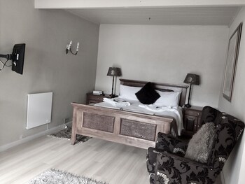 harfield guest villa