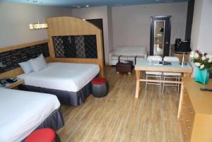 tryp by wyndham new york city times square midtown