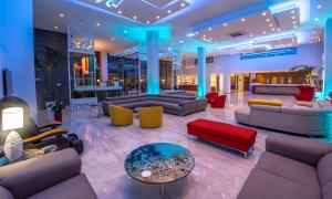 nicholas color hotel