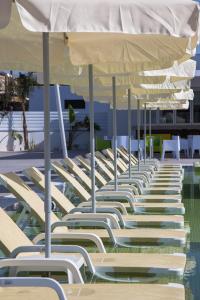 nicholas color hotel