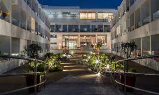 nicholas color hotel