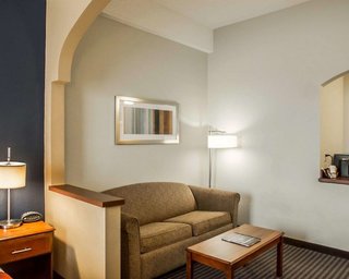 Fairfield By Marriott Inn & Suites Newport Cincinnati,Kenton County>>Cincinnati,3 star