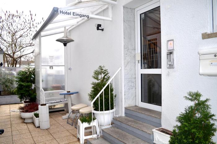 hotel stern