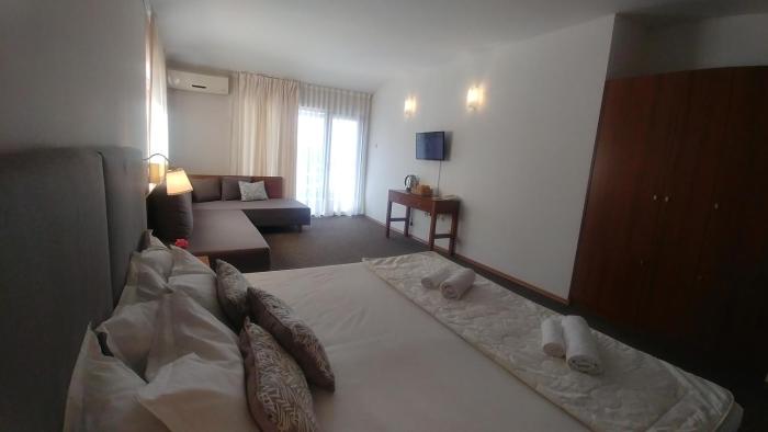 family hotel muses