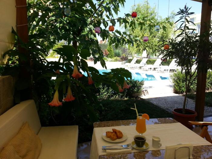 family hotel muses