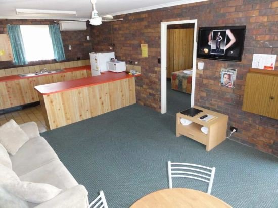 bridge street motor inn