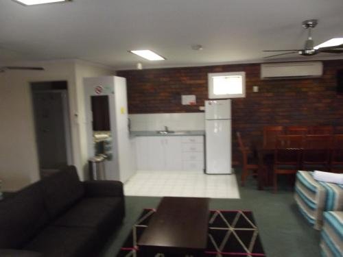bridge street motor inn