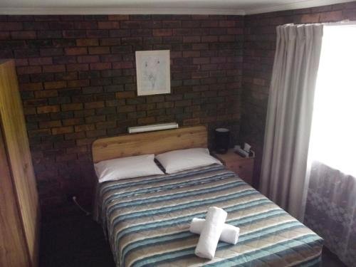 bridge street motor inn