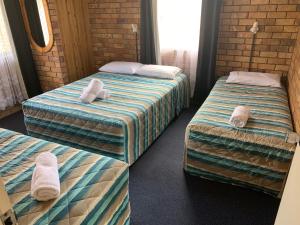 bridge street motor inn