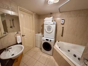 swan valley oasis resort