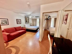 swan valley oasis resort