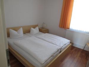 Restaurant Und Pension Zur Wildgans,Near Arendsee Heritage Museum,3 star