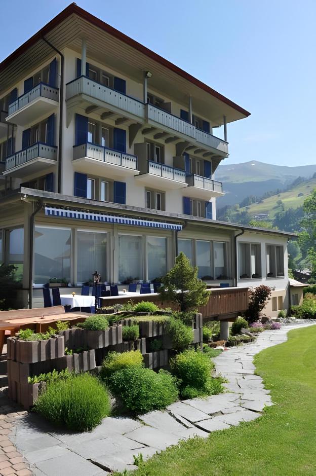 parkhotel bellevue lenk