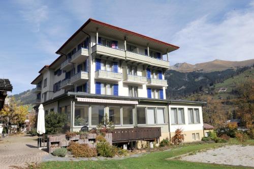 parkhotel bellevue lenk