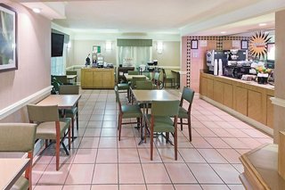 La Quinta Inn By Wyndham San Antonio Lackland,San Antonio>>Lackland Air Force Base,3 star