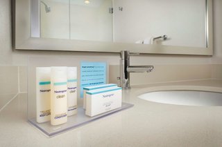 Hampton Inn & Suites San Antonio Northwest/Medical Center,Oakland Estates>>Bexar County,3 star