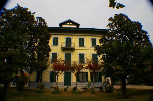 hotel damian