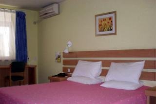 Homeinn · Neo (Kunming Qingnian Road),Wuhua>>Kunming,2 star