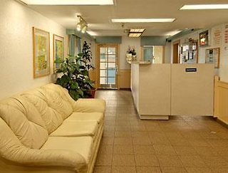 Howard Johnson By Wyndham San Diego Hotel Circle,San Diego>>Mission Valley,2 star
