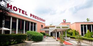grand hotel president