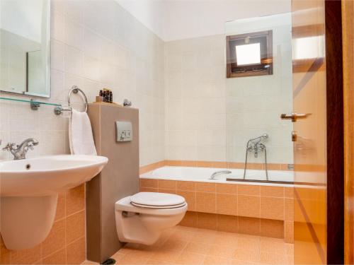 elounda alikes suites and studios