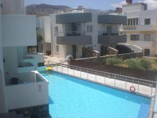 elounda alikes suites and studios