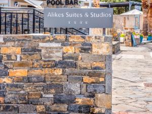 elounda alikes suites and studios