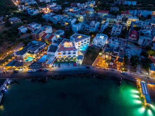 elounda alikes suites and studios