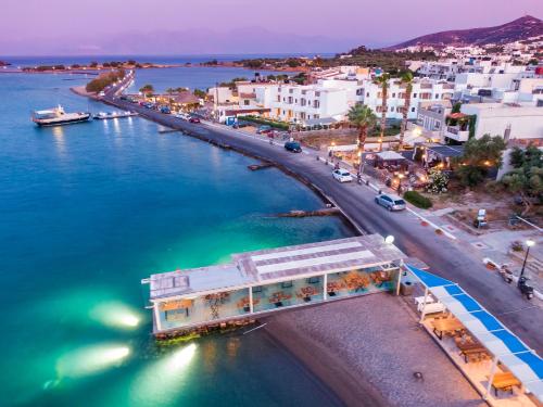 elounda alikes suites and studios
