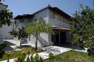 acapulco marinos apartments adults only