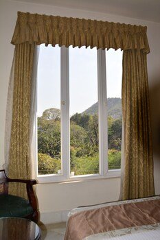 hotel shambhu villas