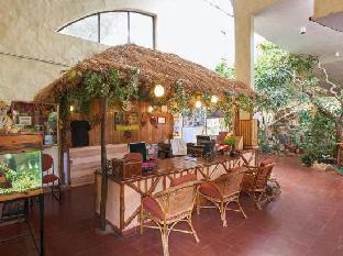 country club wildlife resort