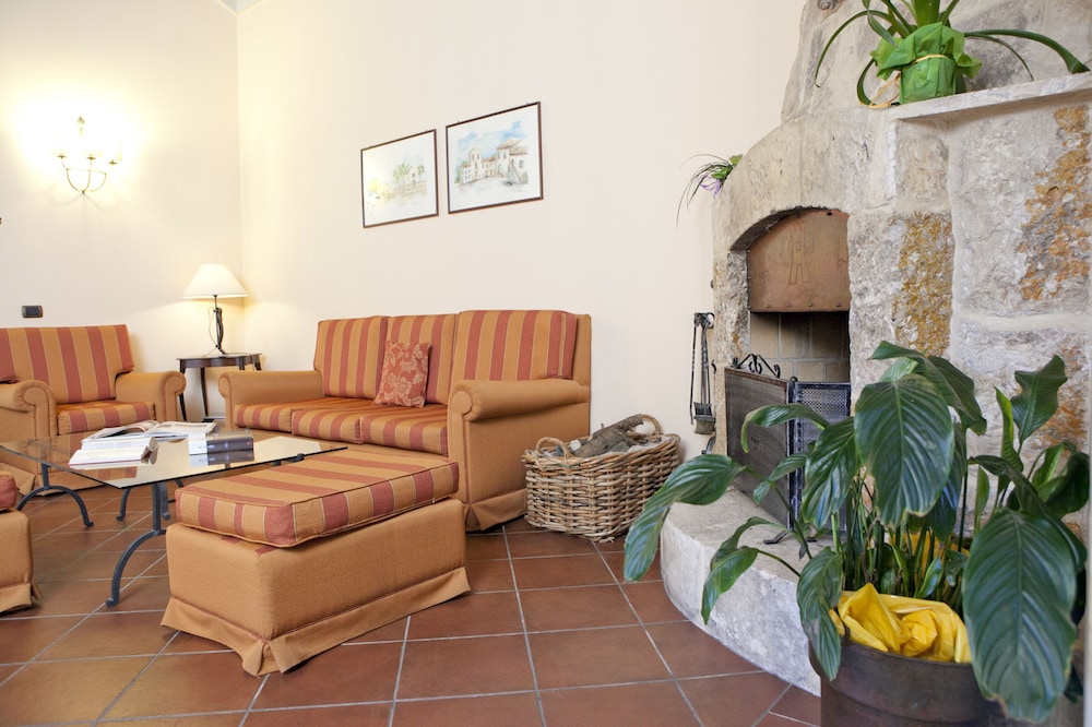 relais torre marabino