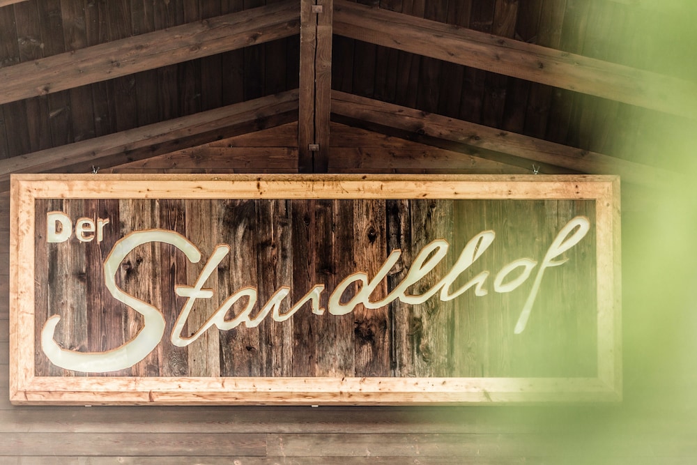 hotel standlhof zillertal