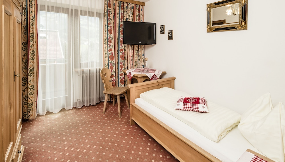 hotel standlhof zillertal