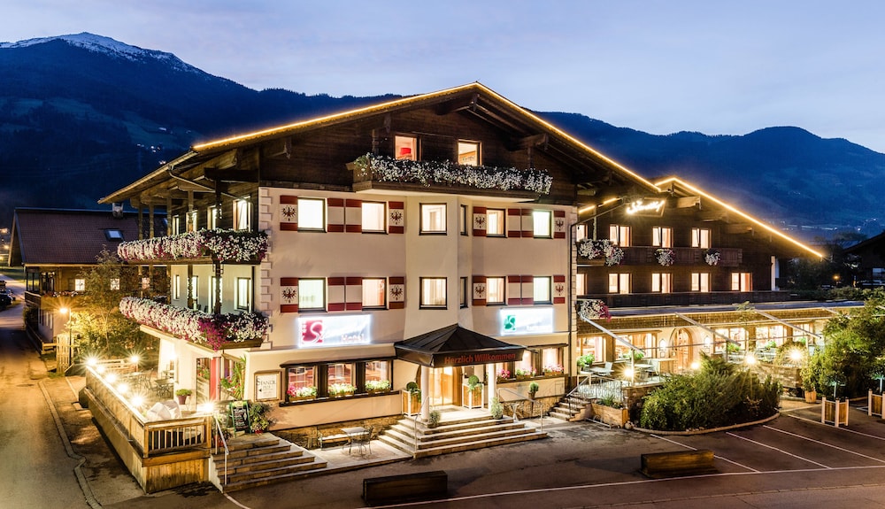 hotel standlhof zillertal